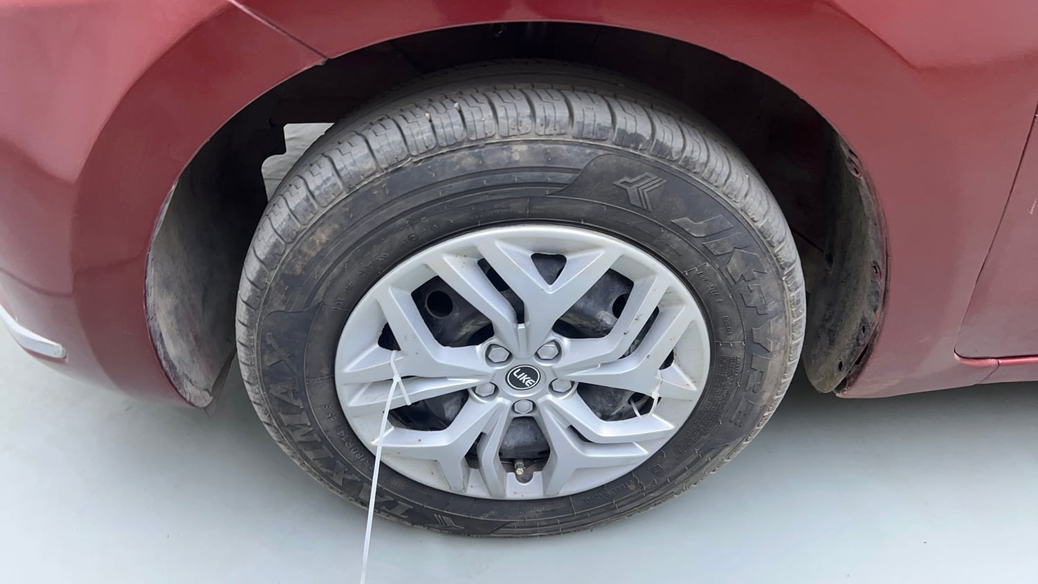 Used 2019 Maruti Suzuki Dzire VXi Petrol Manual tyres LEFT FRONT TYRE RIM VIEW