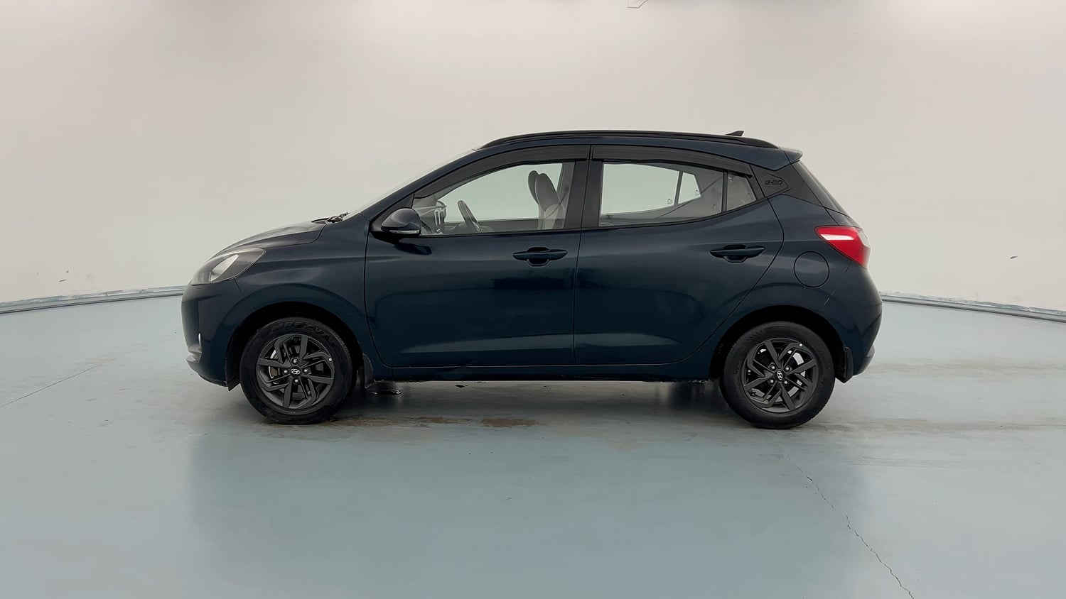 Used 2020 Hyundai Grand i10 Nios Sportz 1.2 Kappa VTVT Petrol Manual exterior LEFT SIDE VIEW