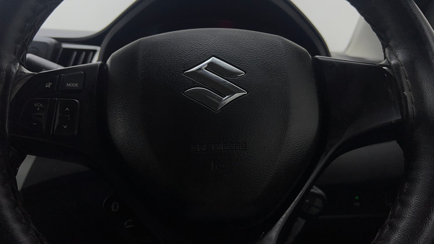 Used 2016 Maruti Suzuki Baleno Delta 1.2 Petrol Manual top_features Airbags