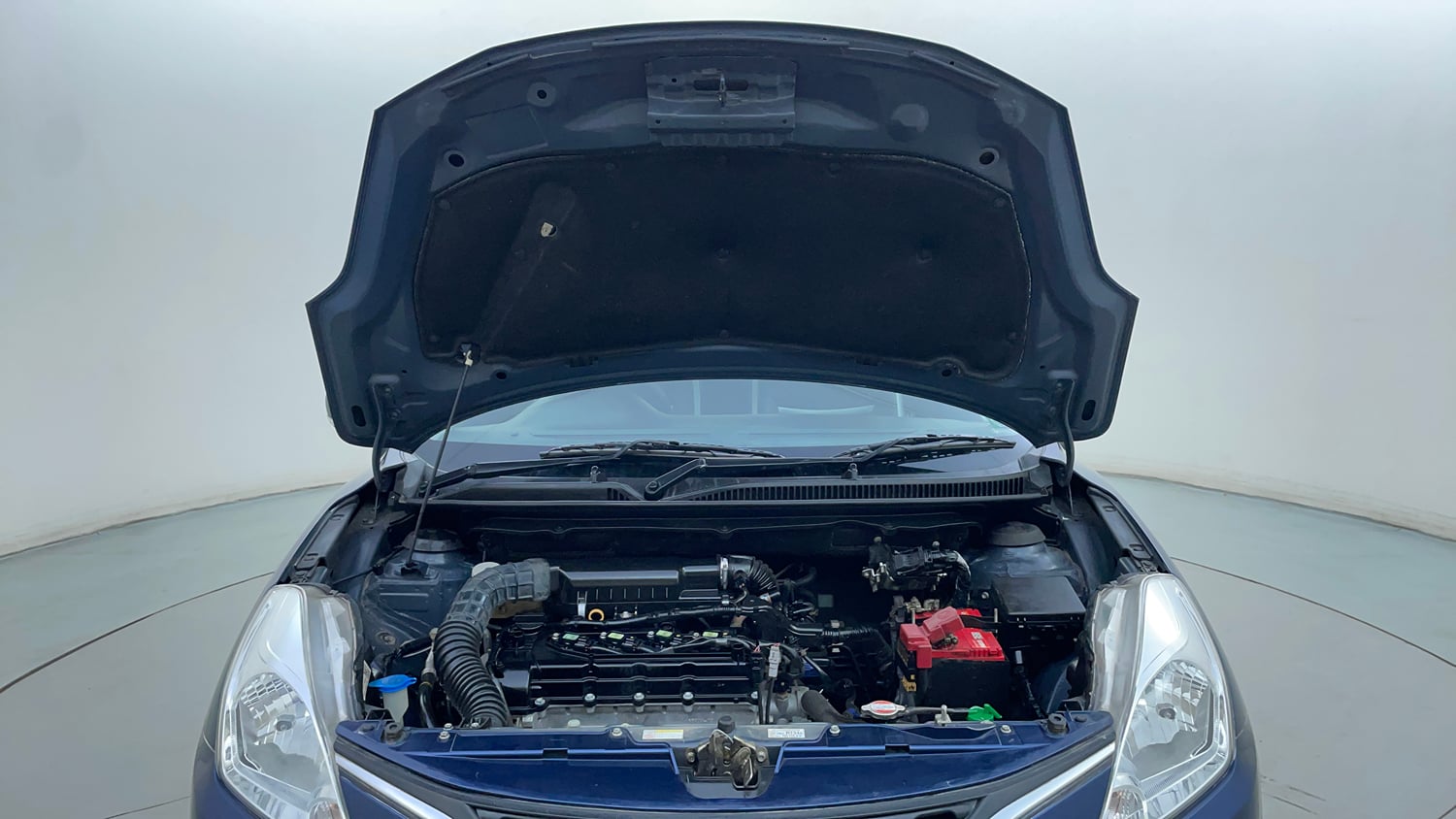 Used 2018 Maruti Suzuki Baleno Delta 1.2 Petrol Manual engine ENGINE & BONNET OPEN FRONT VIEW