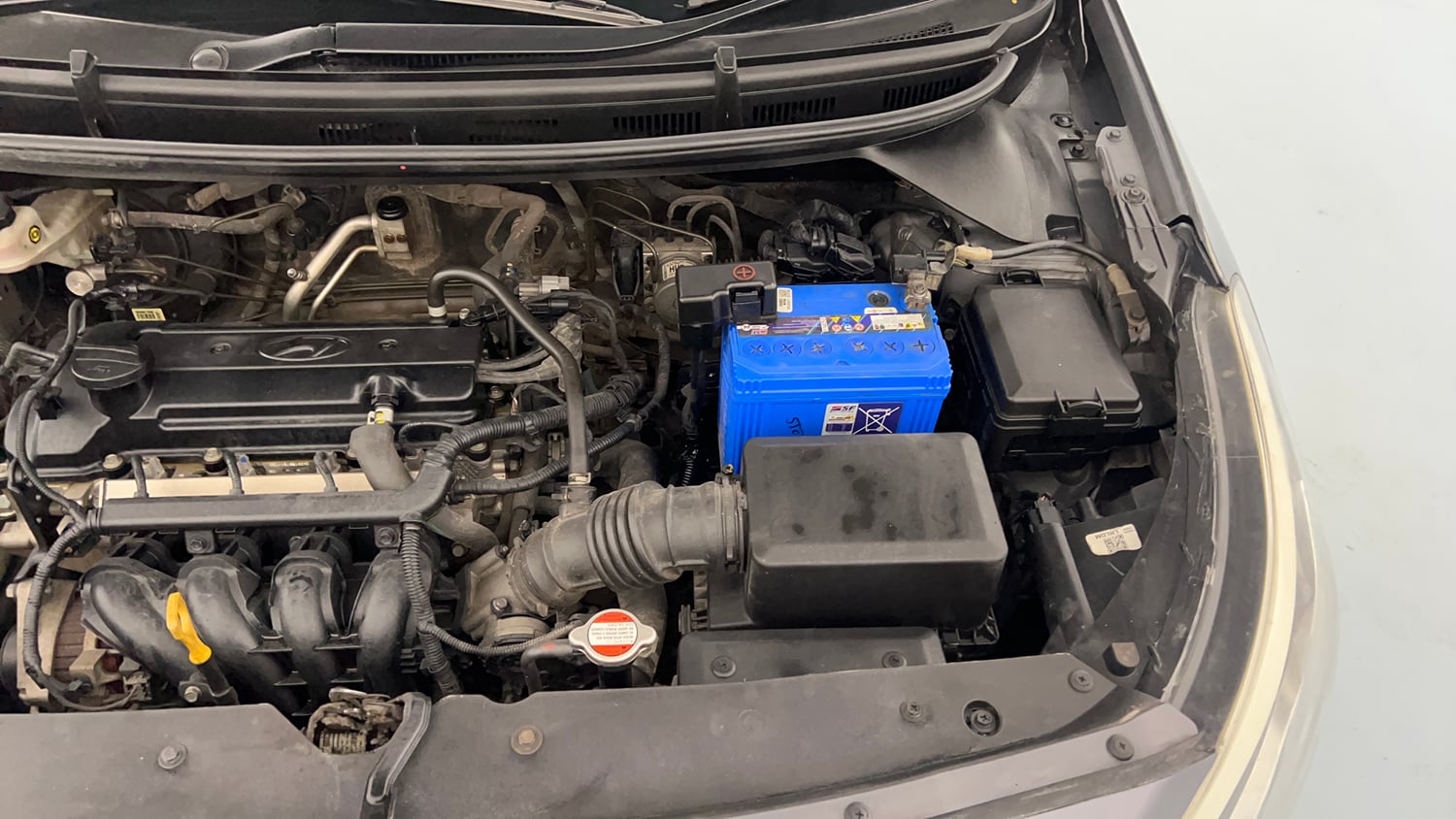 Used 2017 Hyundai Elite i20 Sportz 1.2 Petrol Manual engine ENGINE LEFT SIDE VIEW