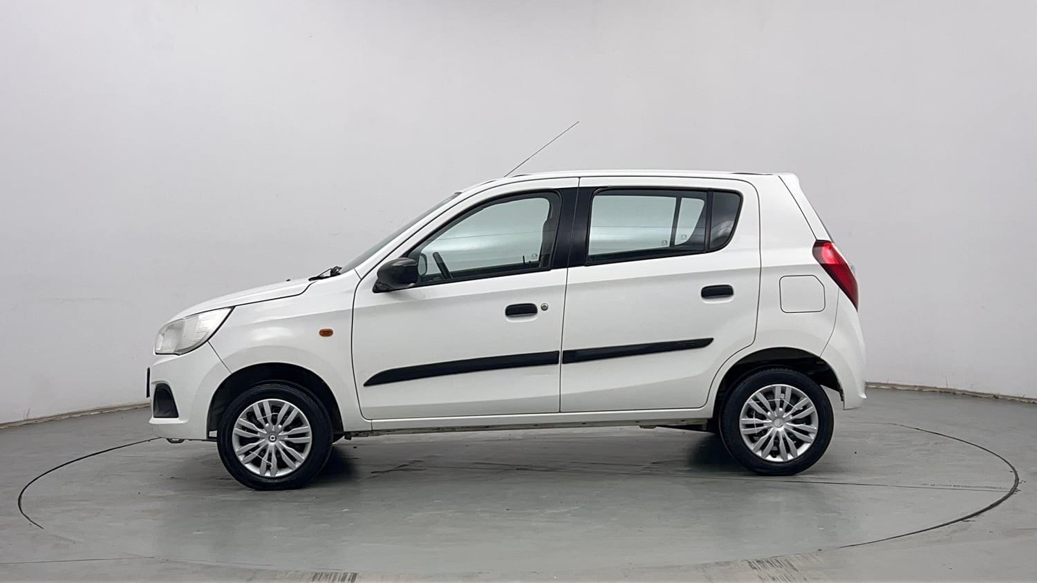 Used 2016 Maruti Suzuki Alto K10 VXi Petrol Manual exterior LEFT SIDE VIEW