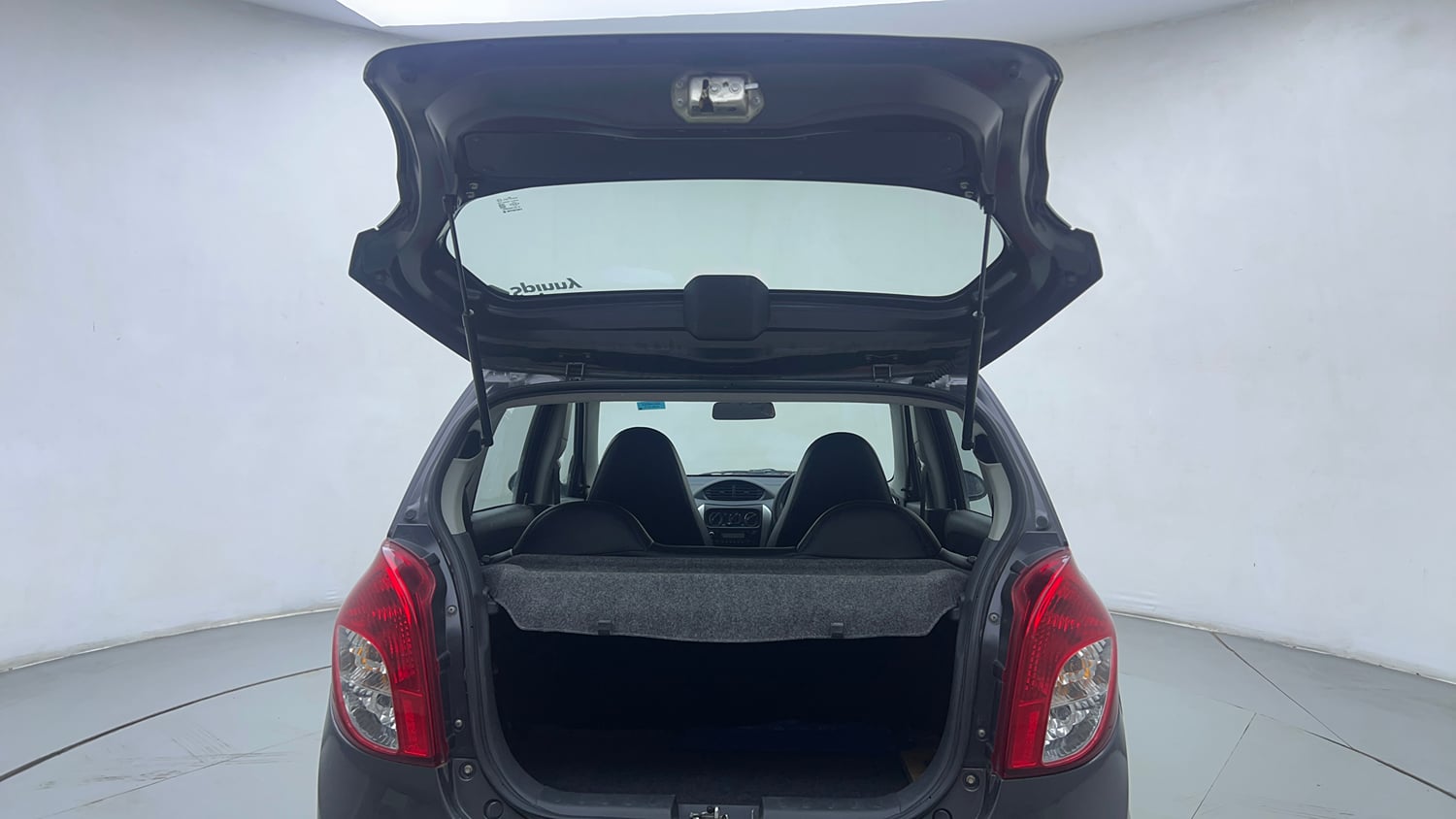 Used 2017 Maruti Suzuki Alto 800 VXi (O) Petrol Manual interior DICKY DOOR OPEN VIEW