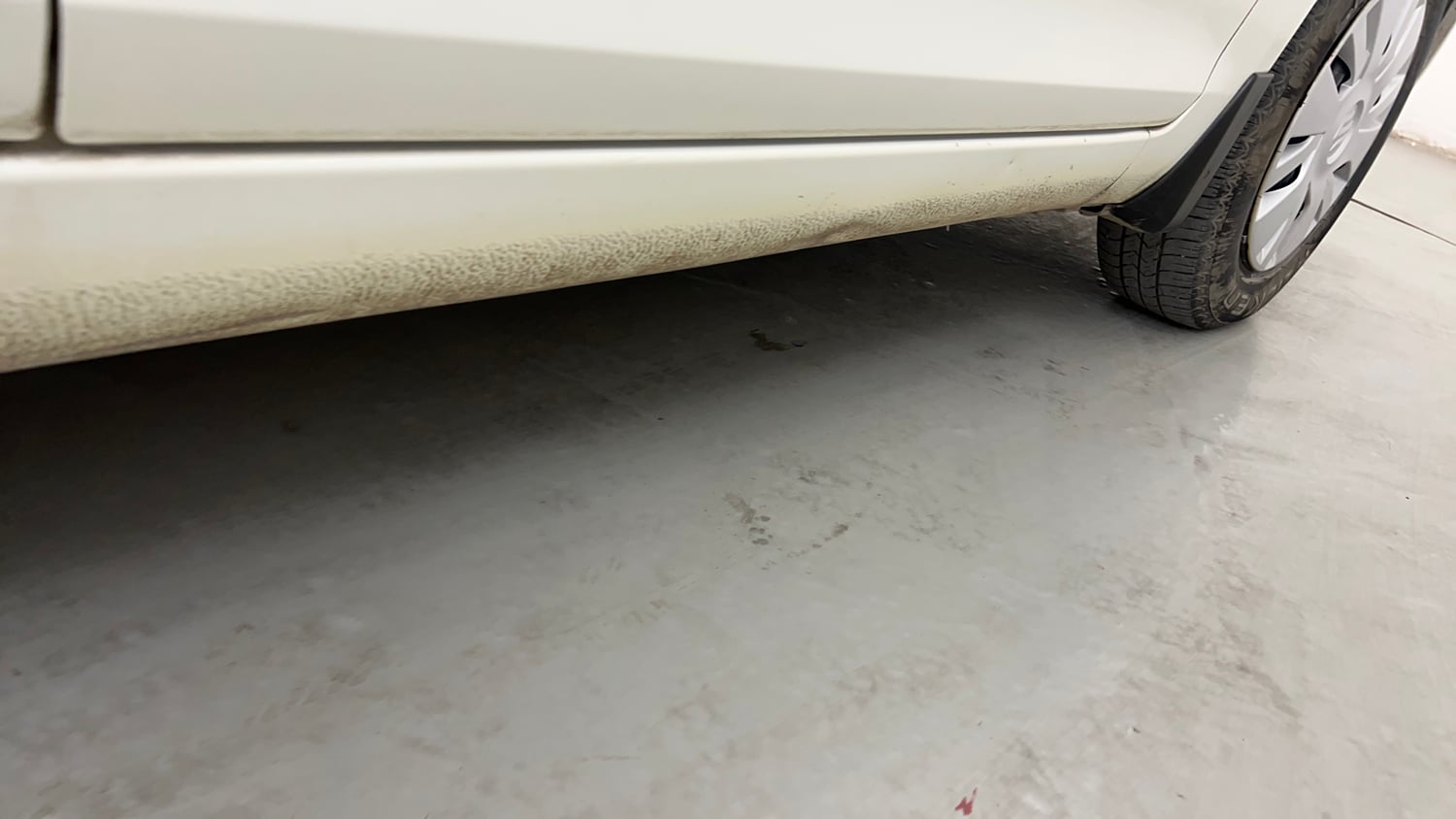 Used 2012 Maruti Suzuki Swift VXi Petrol Manual dents MINOR DENT
