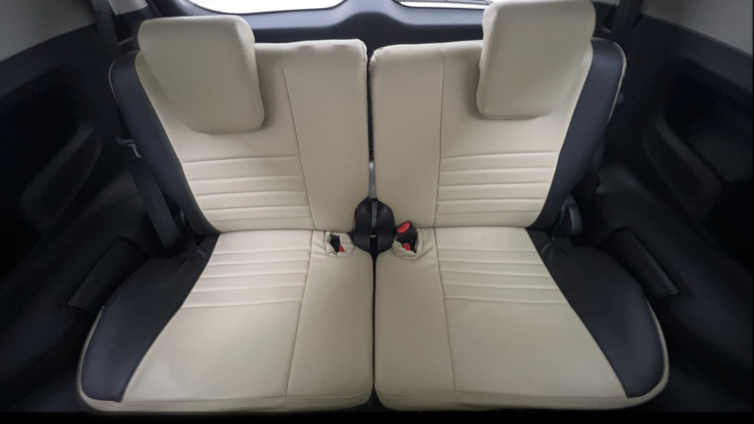 Used 2022 Toyota Innova Crysta VX 2.7 7 STR Petrol Manual interior THIRD ROW SEAT