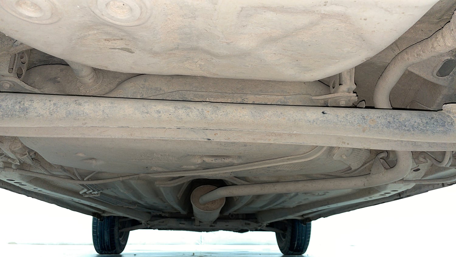 Used 2022 Maruti Suzuki Wagon R ZXI 1.2 Petrol Manual extra REAR UNDERBODY VIEW (TAKEN FROM REAR)