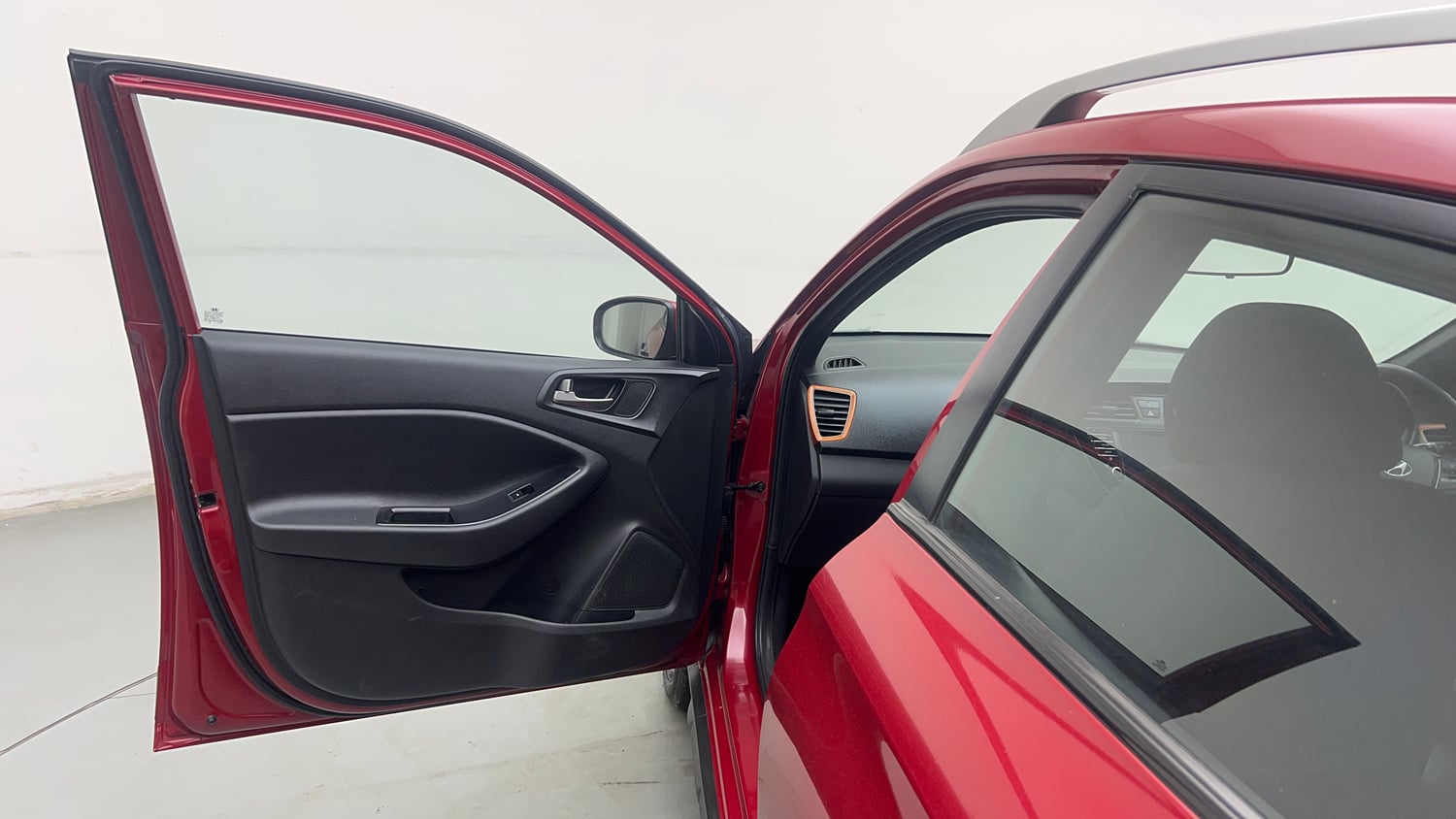 Used 2016 Hyundai i20 Active 1.2 SX Petrol Manual interior LEFT FRONT DOOR OPEN VIEW