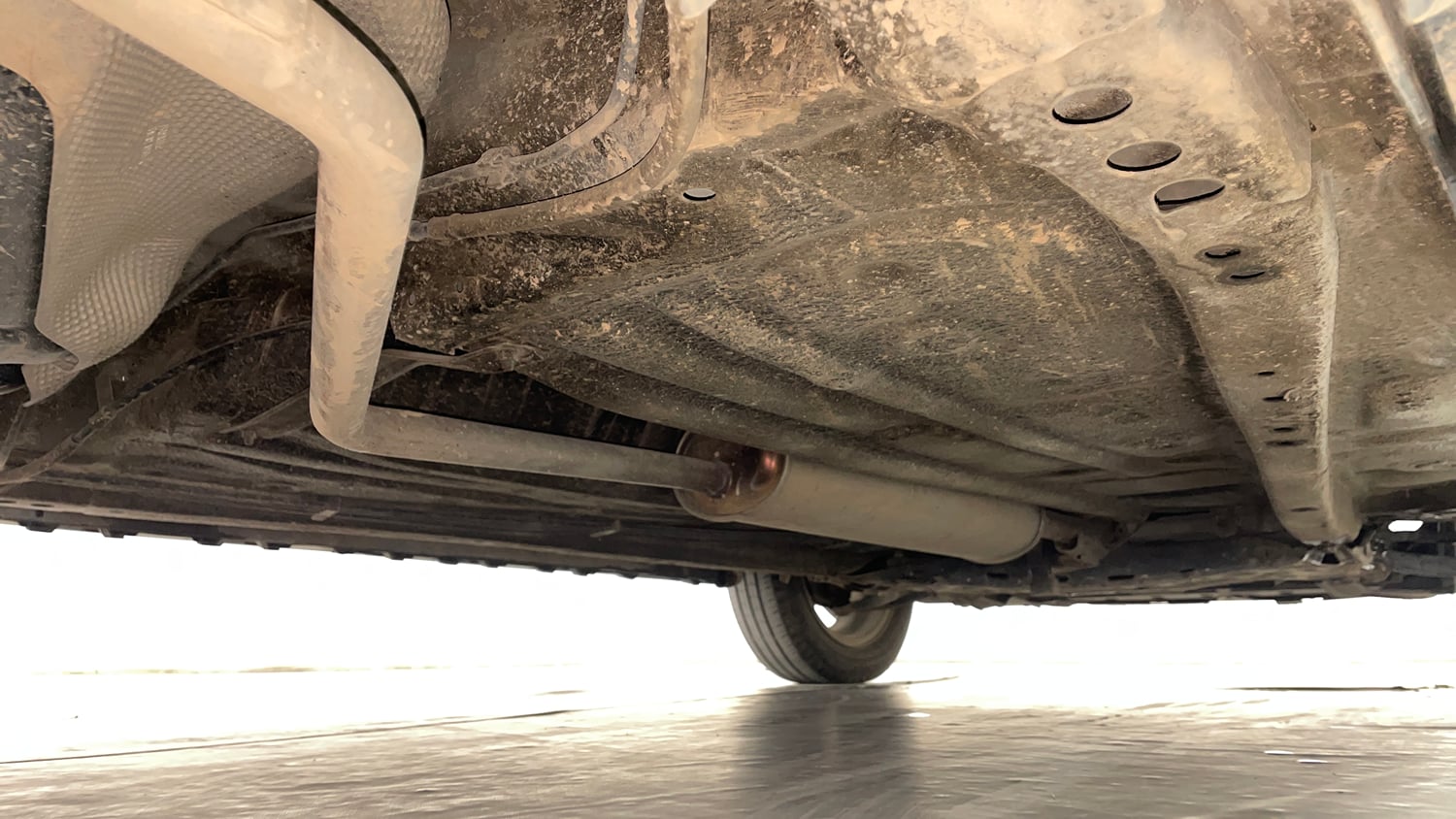 Used 2020 Maruti Suzuki Ignis Alpha 1.2 AMT Petrol Automatic extra REAR RIGHT UNDERBODY VIEW