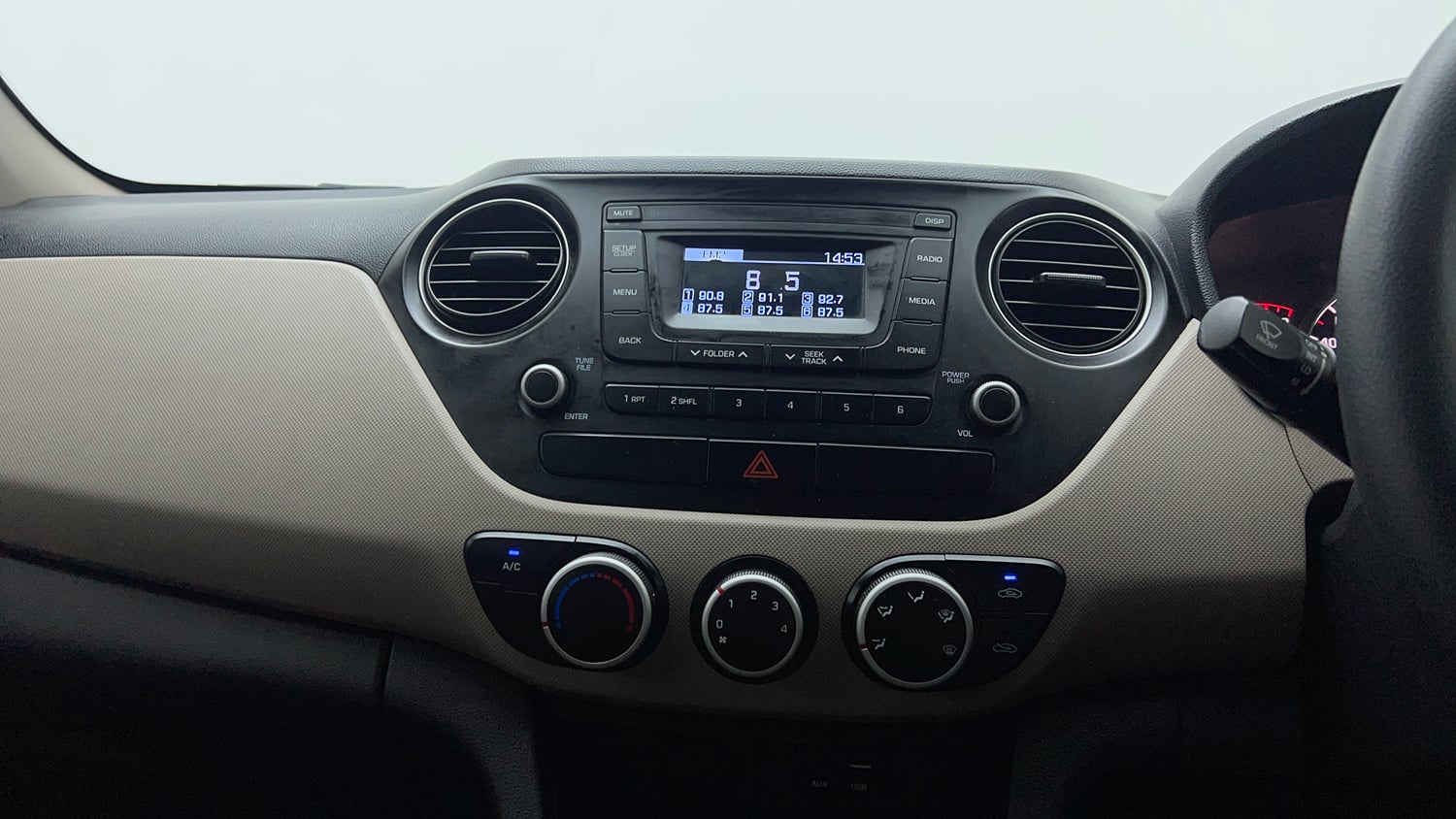 Used 2019 Hyundai Grand i10 Magna 1.2 Kappa VTVT Petrol Manual interior MUSIC SYSTEM & AC CONTROL VIEW