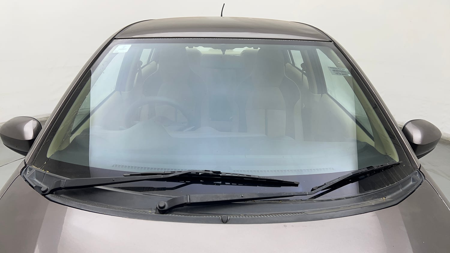 Used 2013 Honda Amaze 1.2 S i-VTEC Petrol Manual exterior FRONT WINDSHIELD VIEW