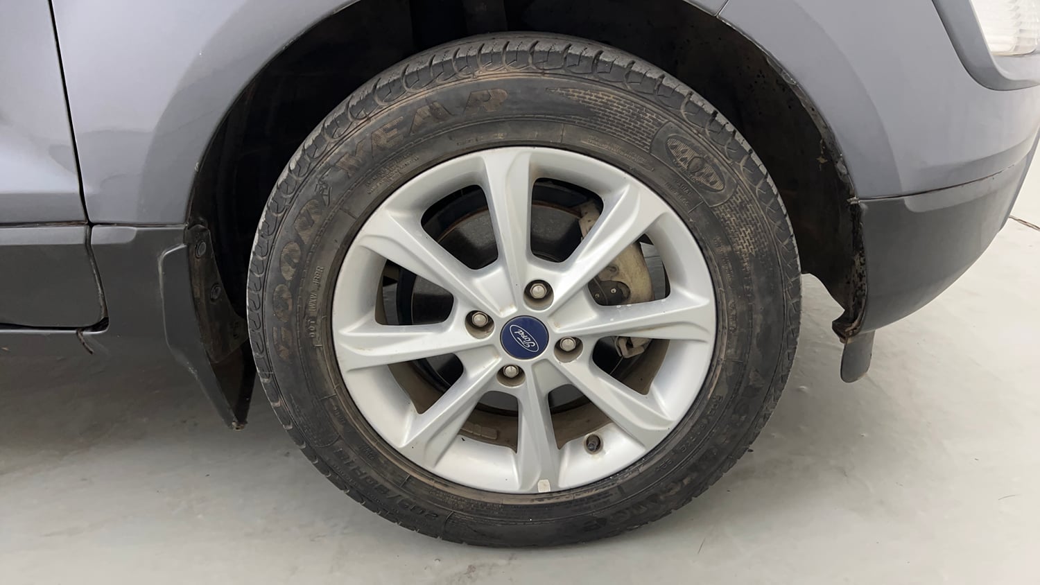 Used 2019 Ford EcoSport Titanium 1.5L Ti-VCT Petrol Manual tyres RIGHT FRONT TYRE RIM VIEW