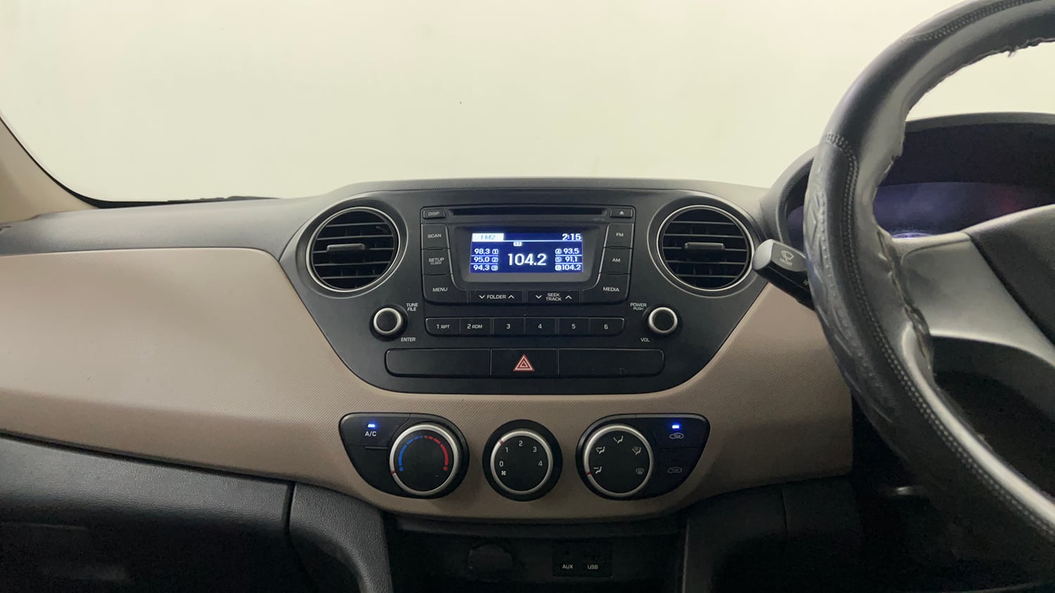 Used 2016 Hyundai Grand i10 Sportz 1.2 Kappa VTVT Petrol Manual interior MUSIC SYSTEM & AC CONTROL VIEW