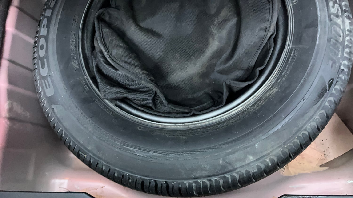Used 2023 Tata Altroz XZ Diesel Diesel Manual tyres SPARE TYRE VIEW