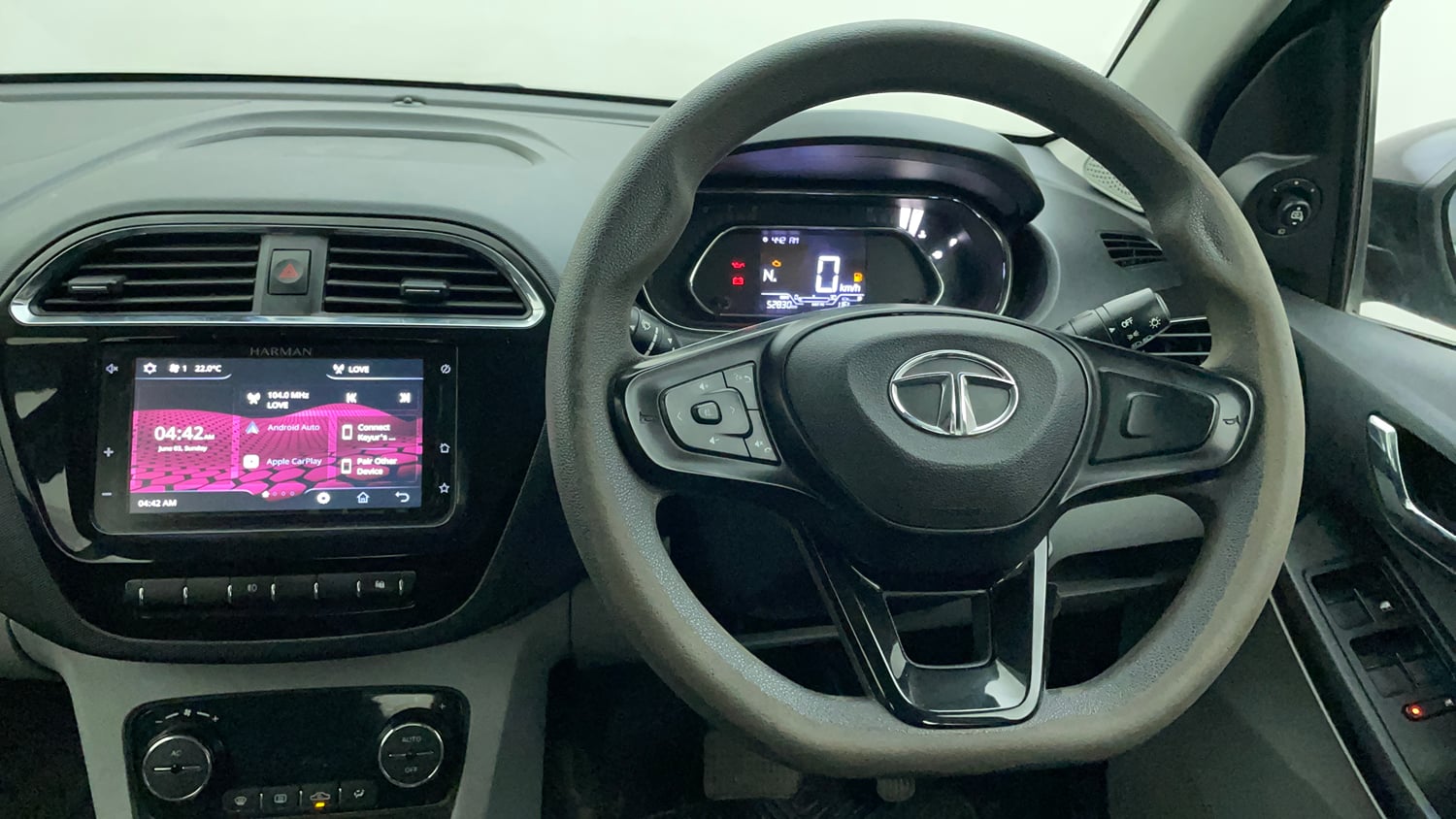 Used 2022 Tata Tiago XZA Plus Petrol Automatic interior STEERING VIEW