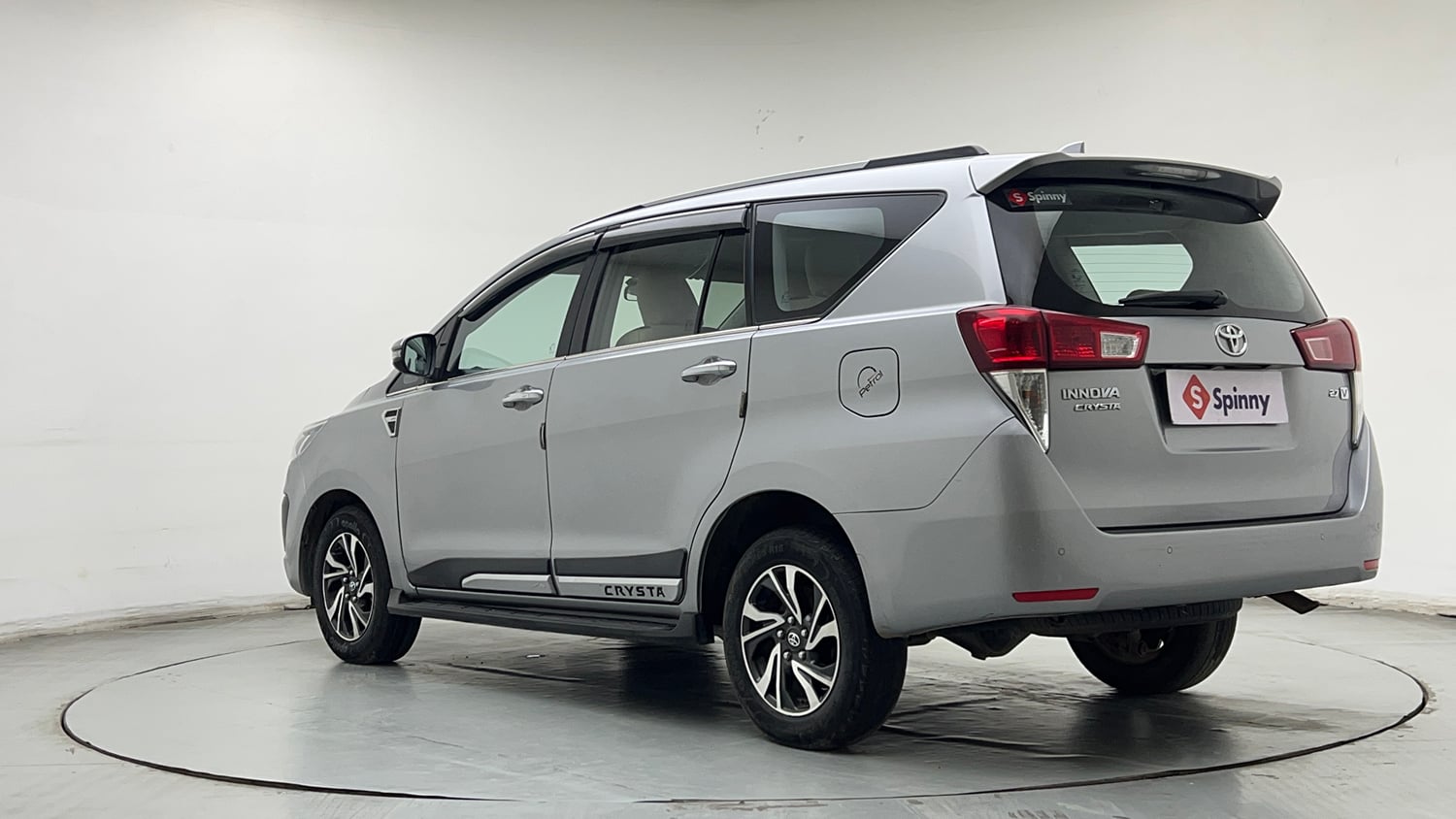Used 2022 Toyota Innova Crysta VX 2.7 7 STR Petrol Manual exterior LEFT REAR CORNER VIEW