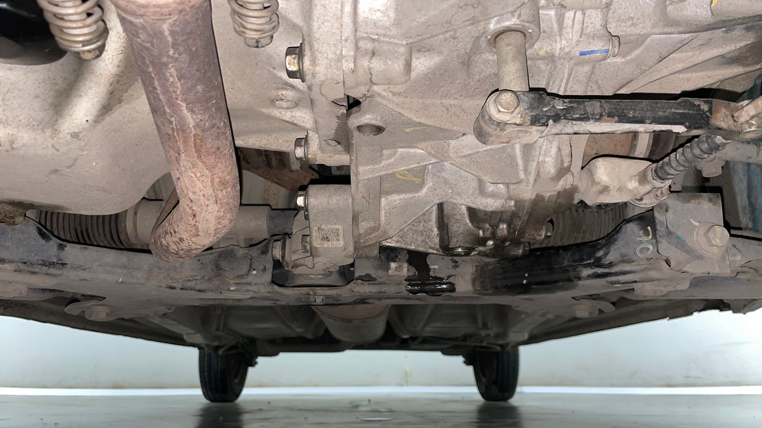 Used 2023 Maruti Suzuki Alto K10 LXi Petrol Manual extra FRONT LEFT UNDERBODY VIEW