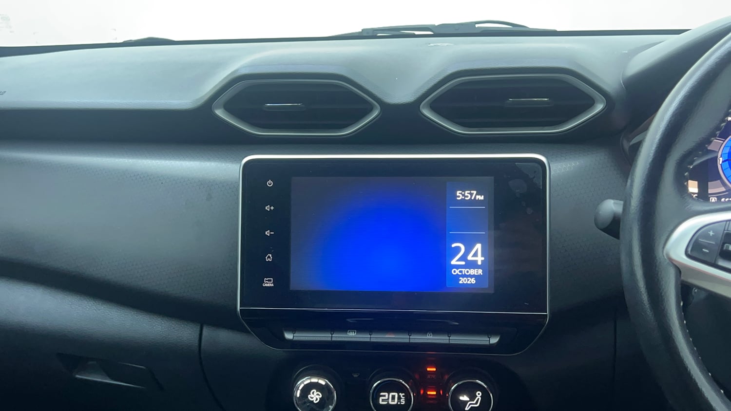 Used 2022 Nissan Magnite XV Petrol Manual top_features Integrated (in-dash) music system