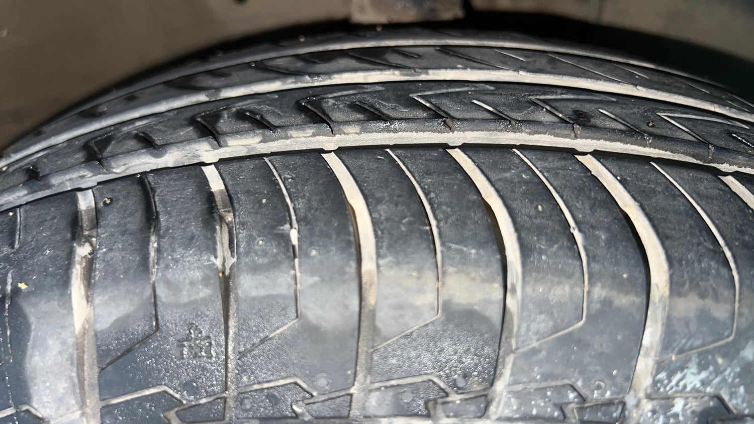 Used 2019 Maruti Suzuki Wagon R ZXi 1.2 Petrol Manual tyres RIGHT FRONT TYRE TREAD VIEW