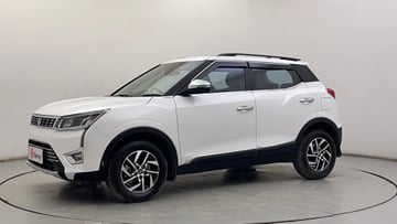 Used 2023 Mahindra XUV 300 W8 (O) 1.2 Petrol Petrol Manual Image
