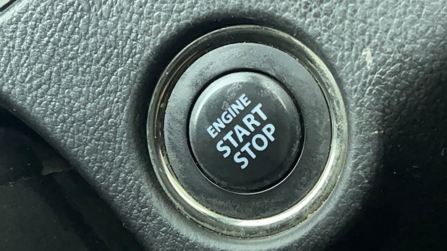 Used 2018 Maruti Suzuki Ciaz S 1.4 MT Petrol Manual top_features Keyless start