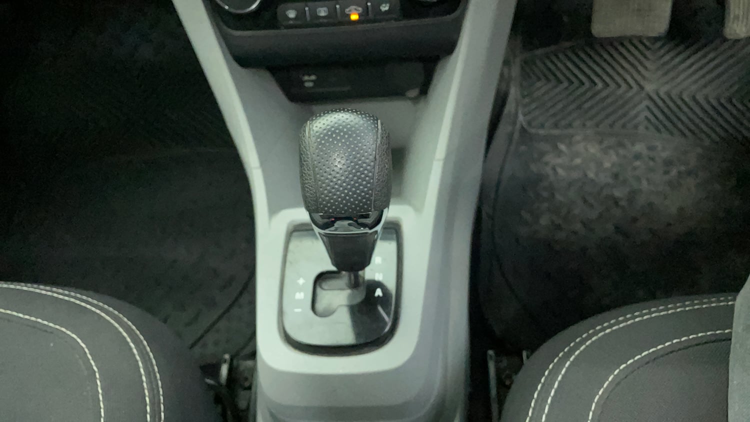 Used 2022 Tata Tiago XZA Plus Petrol Automatic interior GEAR  KNOB VIEW