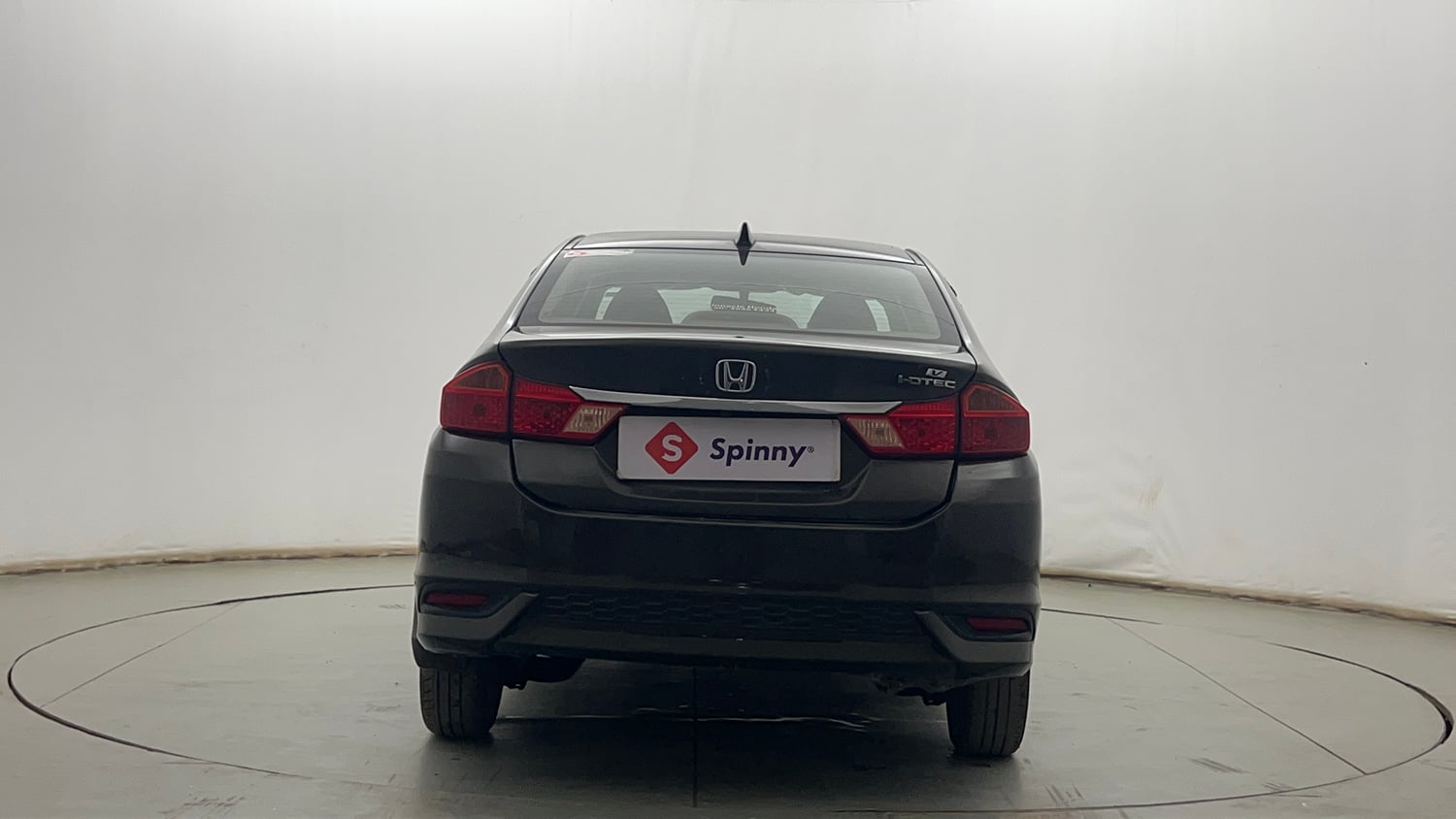 Used 2018 Honda City V Diesel Diesel Manual exterior BACK VIEW