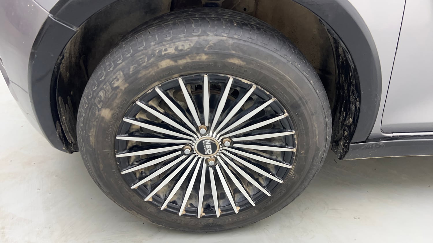 Used 2025 Maruti Suzuki Ignis Delta 1.2 AMT Petrol Automatic tyres LEFT FRONT TYRE RIM VIEW