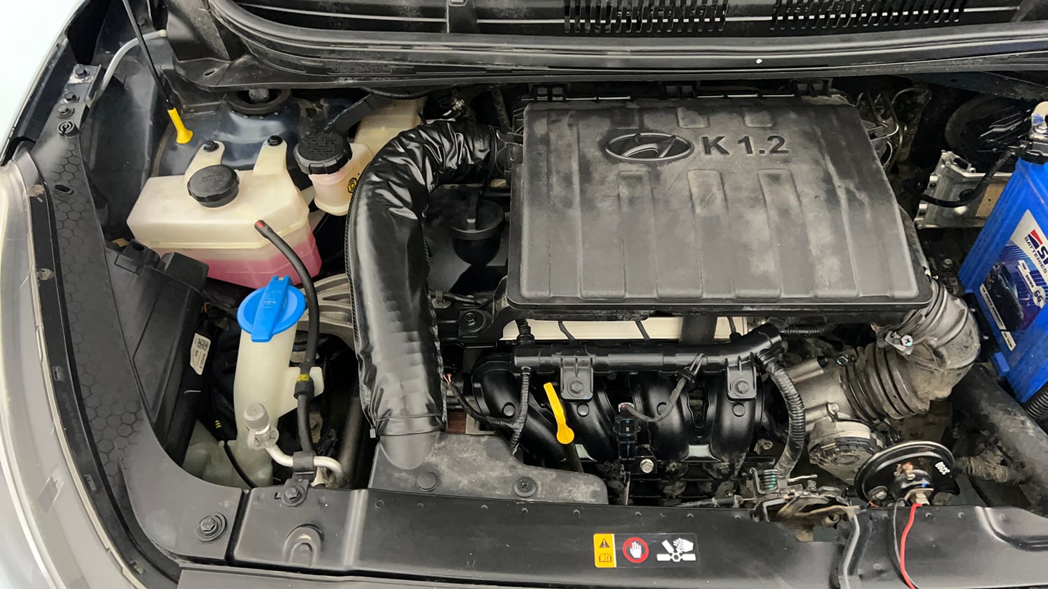 Used 2021 Hyundai Grand i10 Nios Sportz 1.2 Kappa VTVT Petrol Manual engine ENGINE RIGHT SIDE VIEW