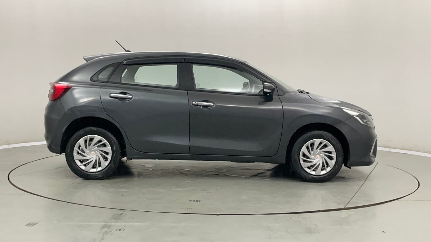 Used 2022 Toyota Glanza S Petrol Manual exterior RIGHT SIDE VIEW
