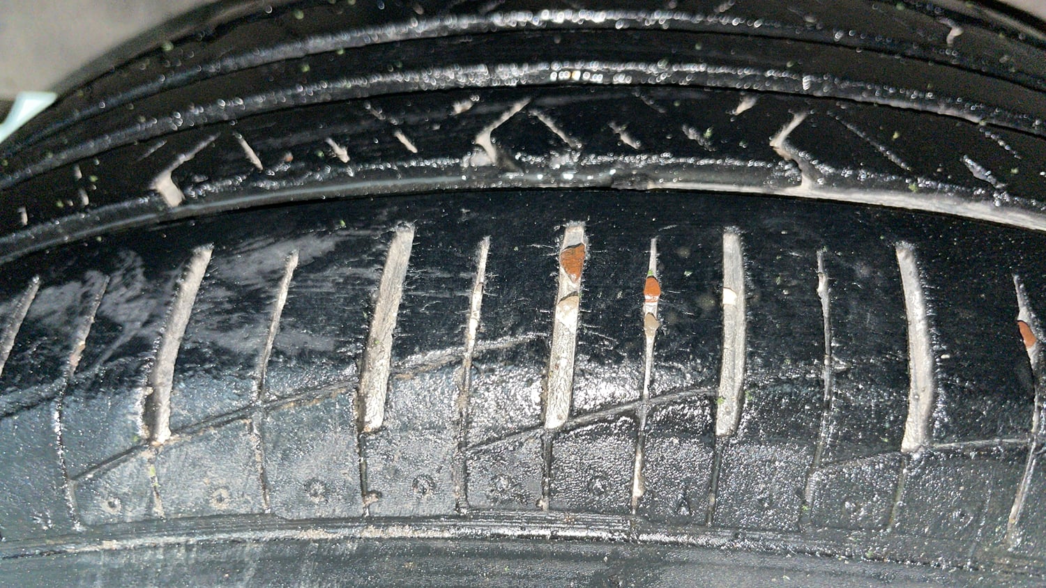 Used 2022 Maruti Suzuki Wagon R ZXI 1.2 Petrol Manual tyres RIGHT REAR TYRE TREAD VIEW