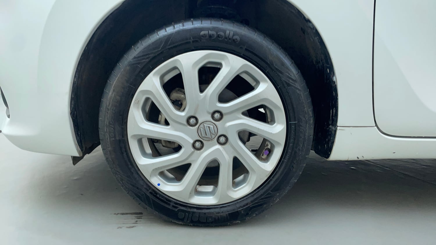 Used 2024 Maruti Suzuki Baleno Zeta AGS Petrol Automatic tyres LEFT FRONT TYRE RIM VIEW