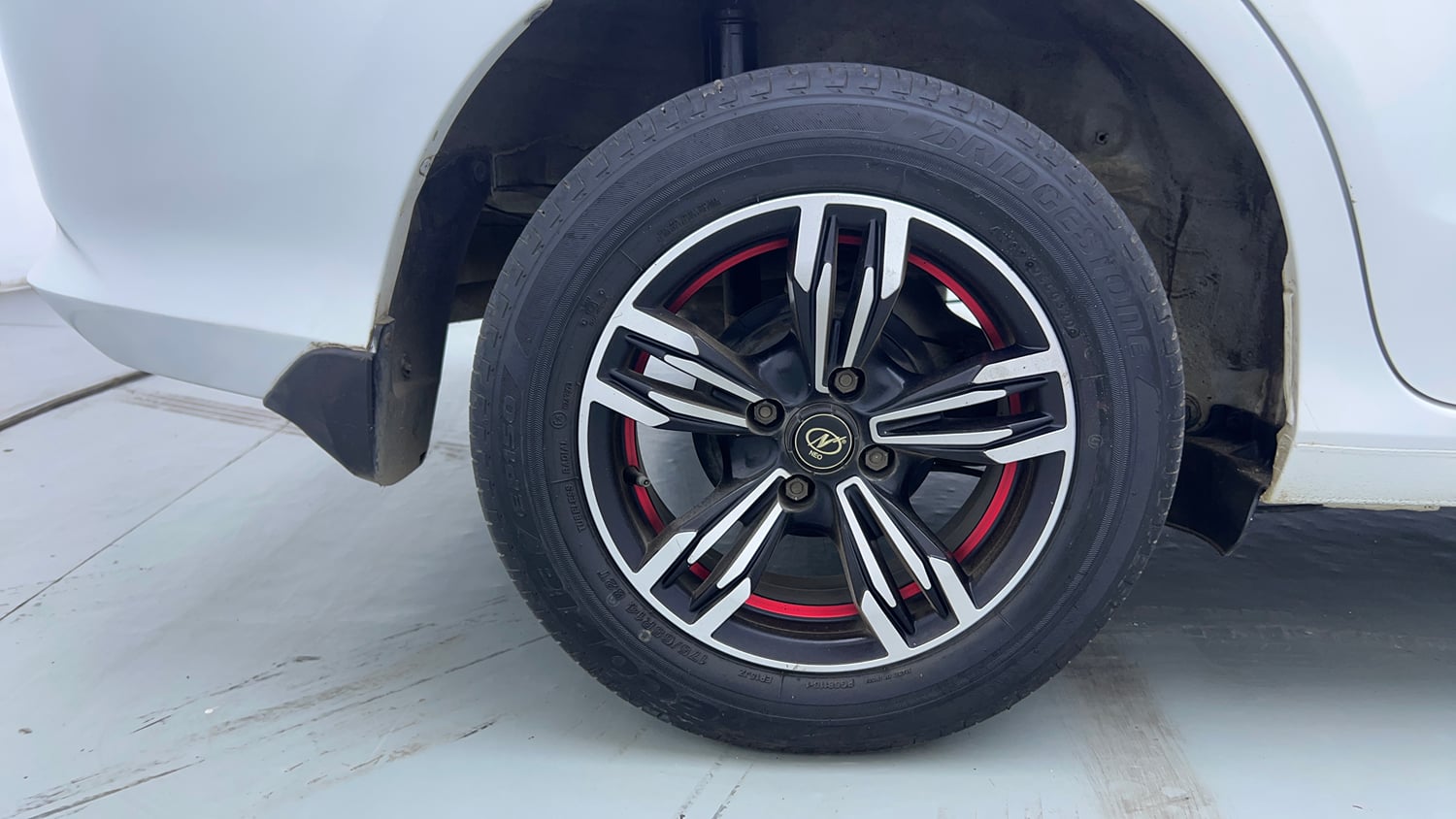 Used 2020 Honda Amaze 1.2 S MT Petrol Petrol Manual tyres RIGHT REAR TYRE RIM VIEW