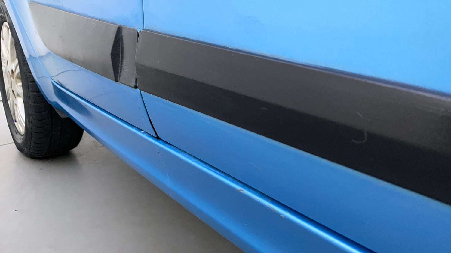 Used 2017 Tata Tiago Revotron XZ Petrol Manual dents MINOR DENT