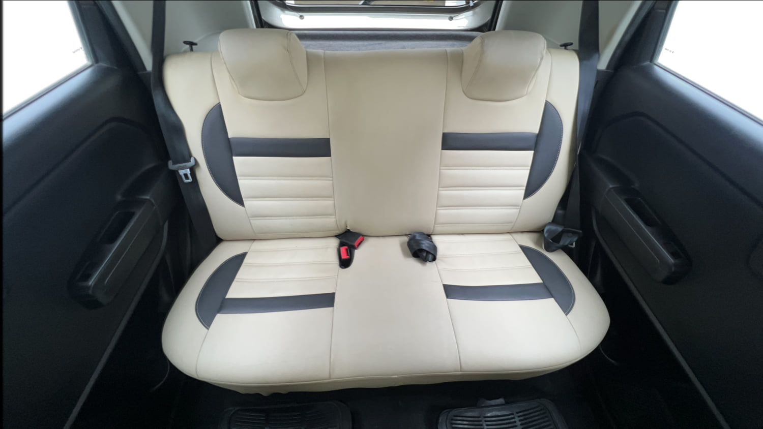 Used 2019 Maruti Suzuki Wagon R ZXi 1.2 Petrol Manual interior REAR SEAT CONDITION VIEW