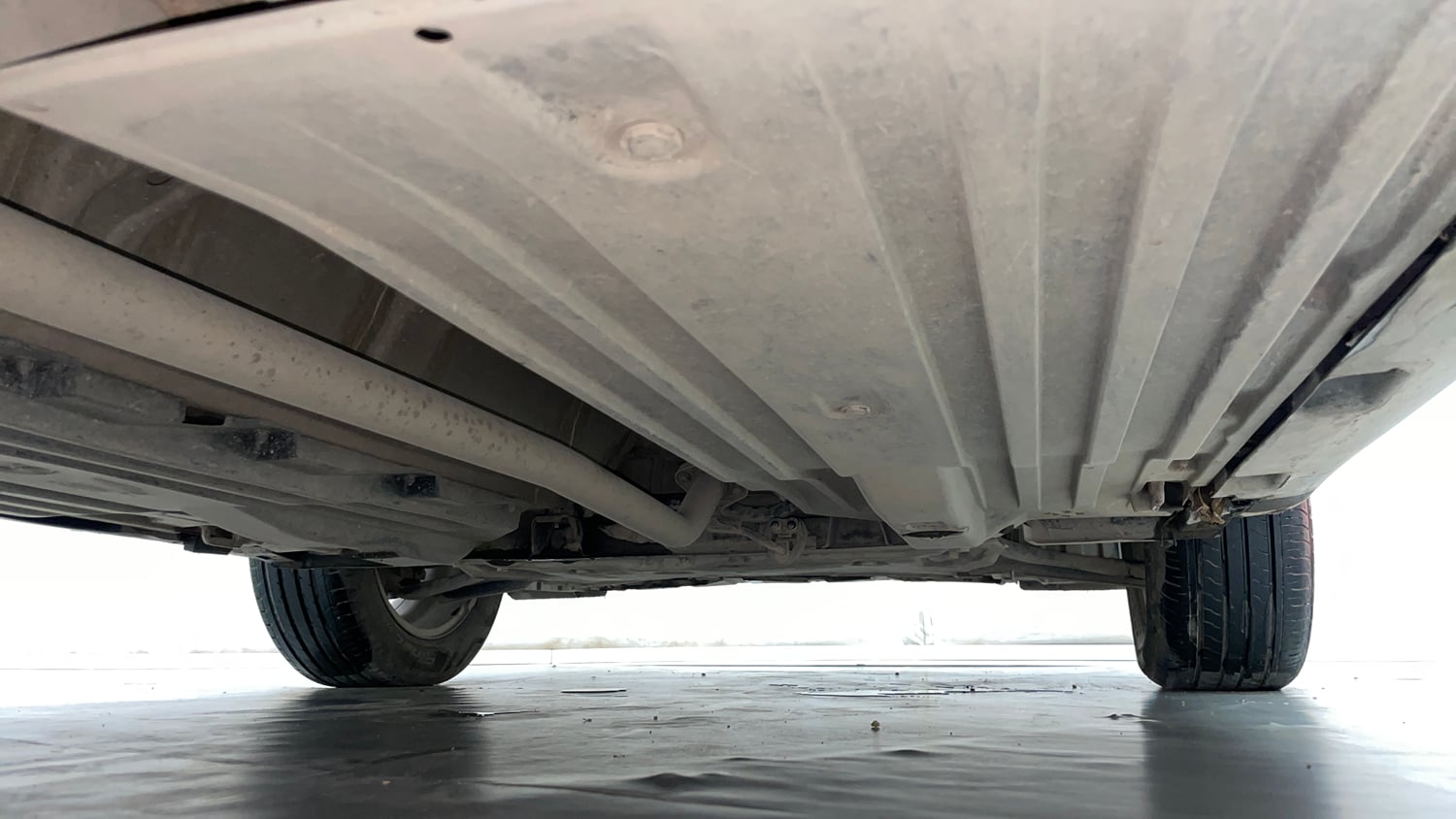 Used 2017 Maruti Suzuki Vitara Brezza ZDi+ Dual Tone Diesel Manual extra REAR RIGHT UNDERBODY VIEW