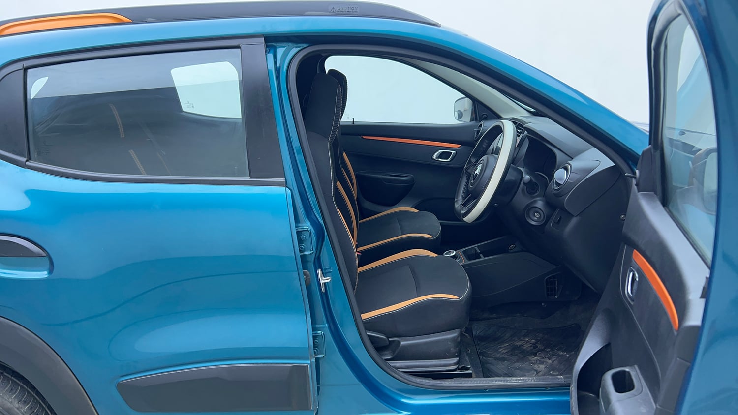 Used 2021 Renault Kwid CLIMBER 1.0 AMT Opt Petrol Automatic interior RIGHT SIDE FRONT DOOR CABIN VIEW