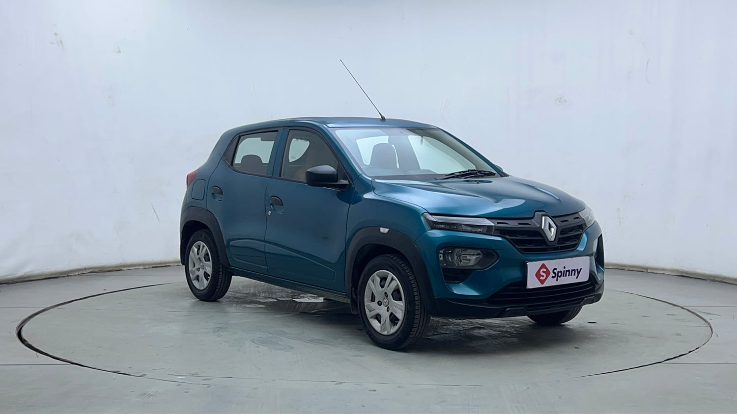 Used 2020 Renault Kwid RXL 1.0 AMT Petrol Automatic exterior RIGHT FRONT CORNER VIEW