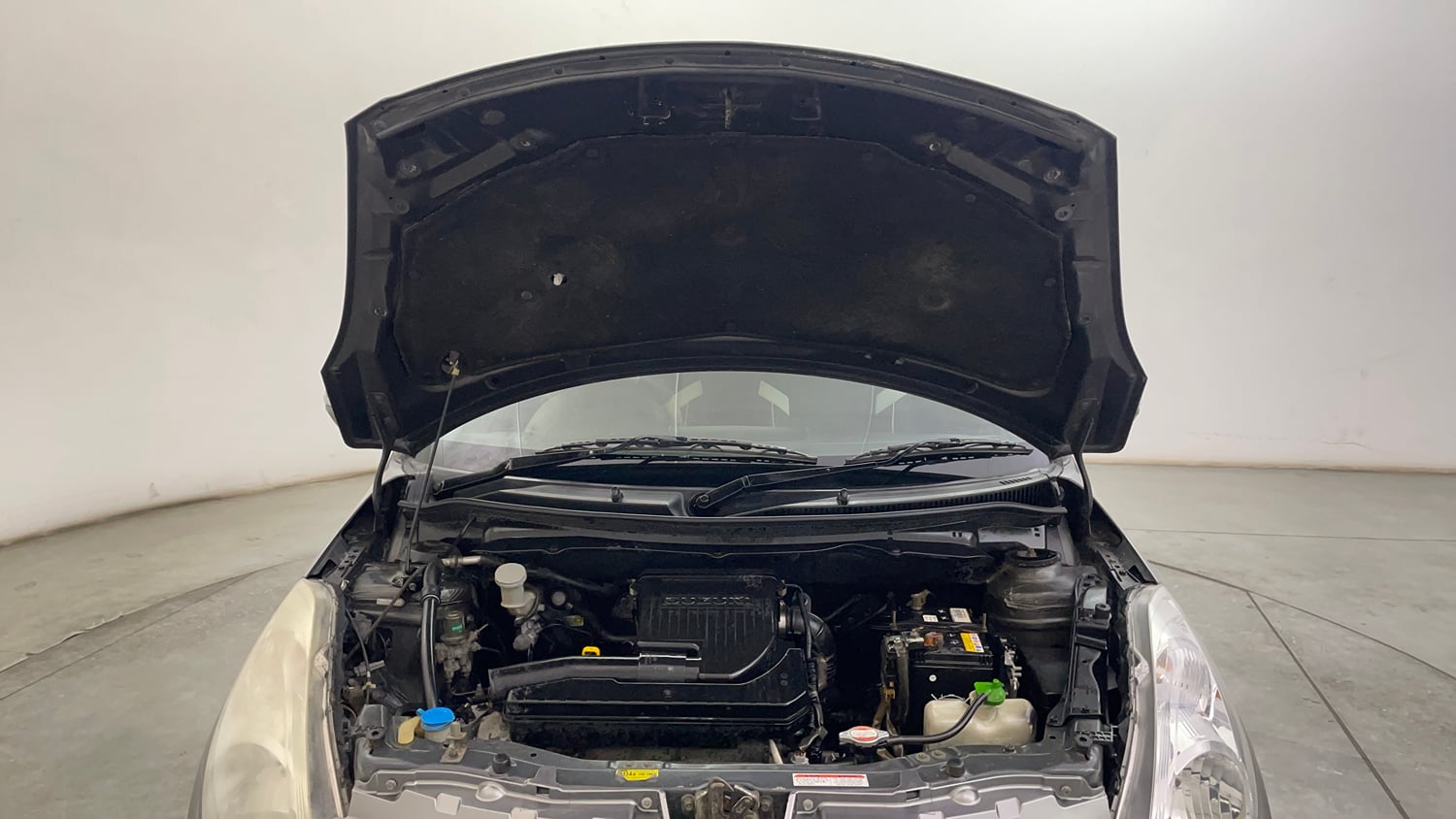 Used 2012 Maruti Suzuki Swift VXi Petrol Manual engine ENGINE & BONNET OPEN FRONT VIEW