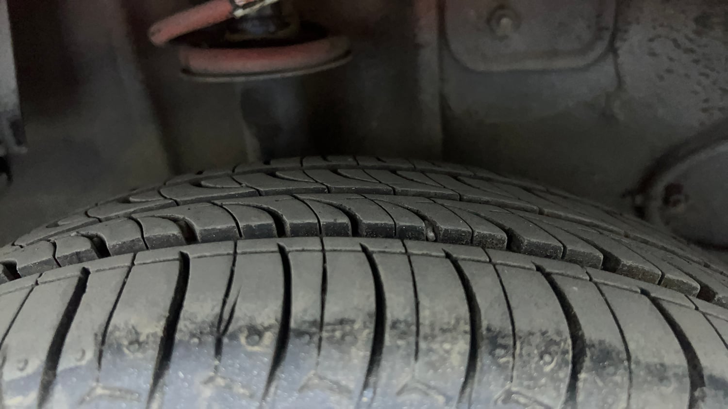 Used 2021 Tata Tiago XZ Plus Petrol Manual tyres RIGHT REAR TYRE TREAD VIEW