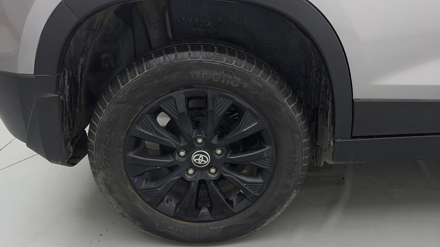 Used 2021 Toyota Urban Cruiser High Grade MT Petrol Manual tyres RIGHT REAR TYRE RIM VIEW