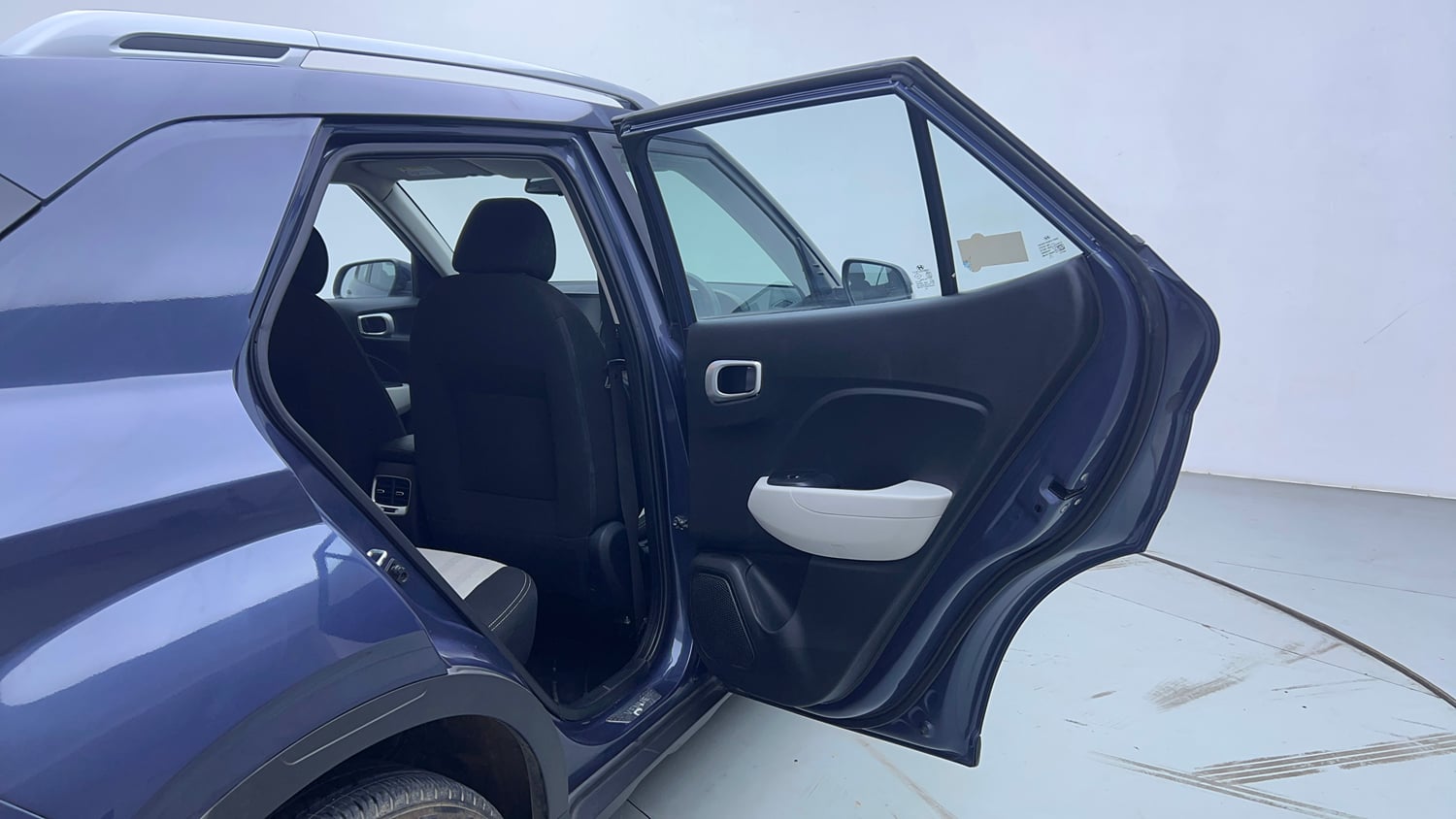 Used 2022 Hyundai Venue S(O) 1.0 Turbo iMT Petrol Manual interior RIGHT REAR DOOR OPEN VIEW