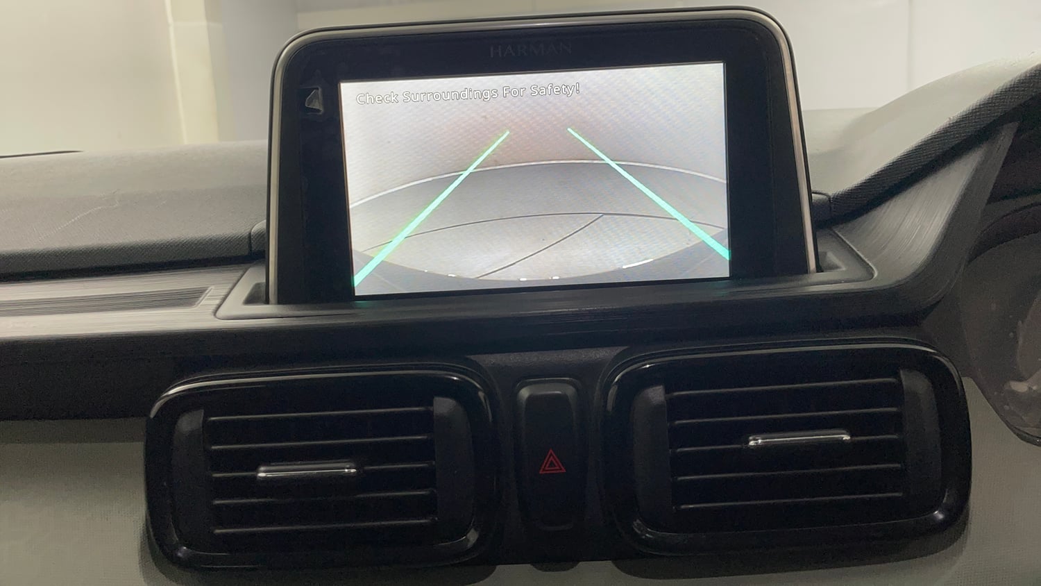 Used 2023 Tata Punch Adventure Rhythm Pack MT Petrol Manual top_features Rear camera