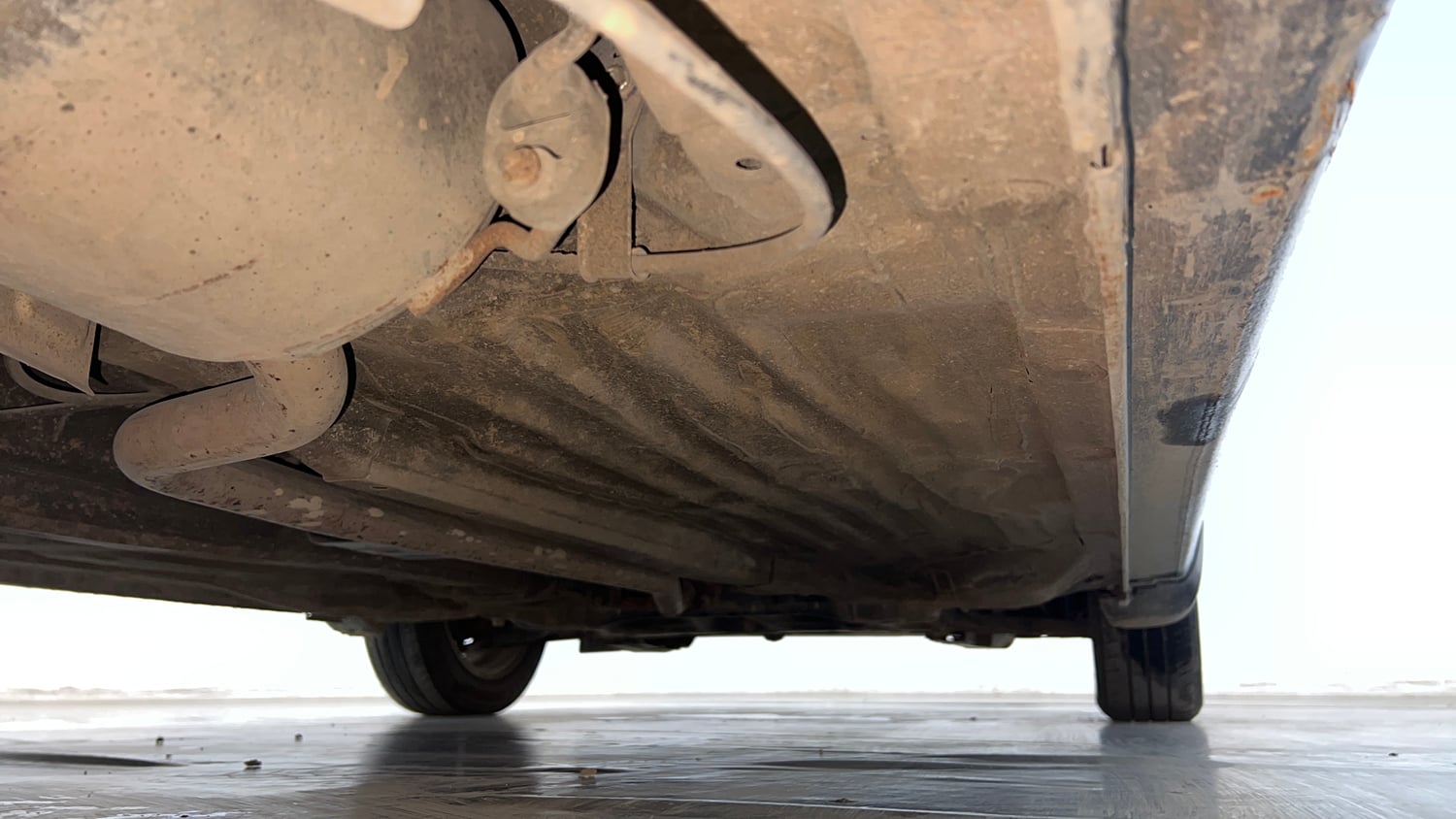 Used 2018 Honda Amaze 1.2 V MT Petrol Petrol Manual extra REAR RIGHT UNDERBODY VIEW