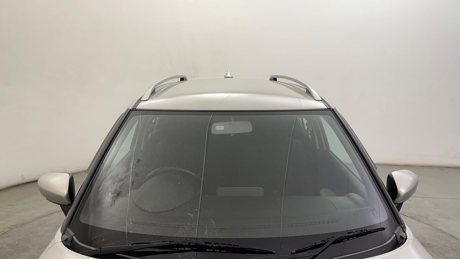 Used 2022 Maruti Suzuki Ignis Zeta 1.2 MT Petrol Manual exterior FRONT WINDSHIELD VIEW