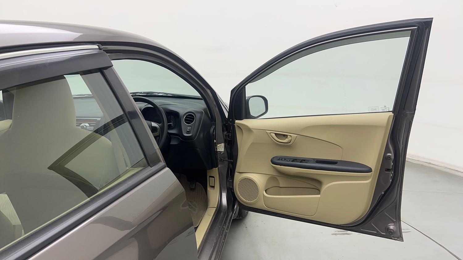 Used 2014 Honda Amaze 1.2 S i-VTEC Petrol Manual interior RIGHT FRONT DOOR OPEN VIEW