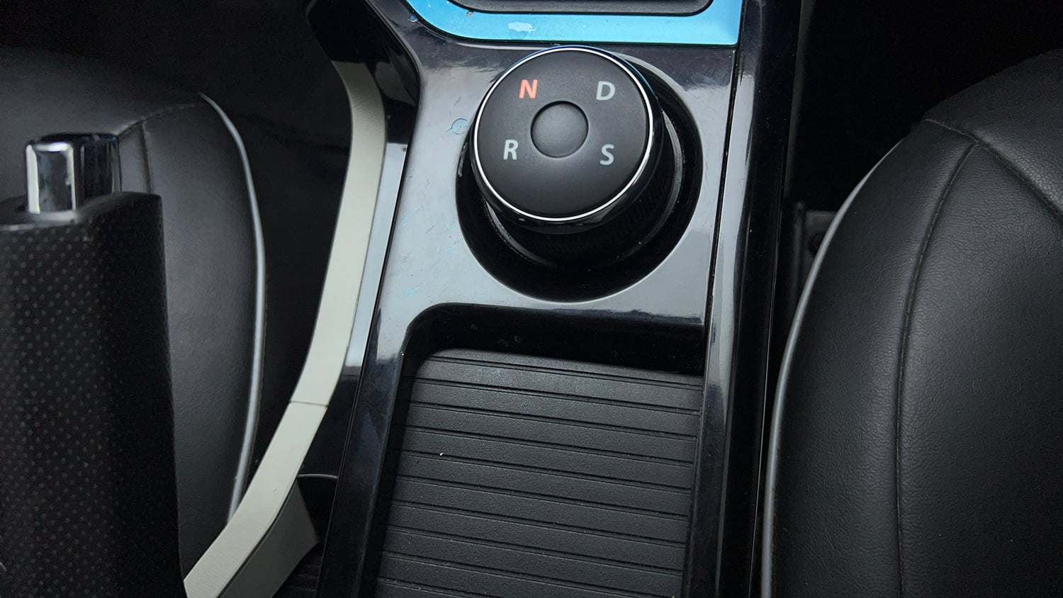 Used 2021 Tata Nexon EV XZ Plus Electric Automatic interior GEAR  KNOB VIEW