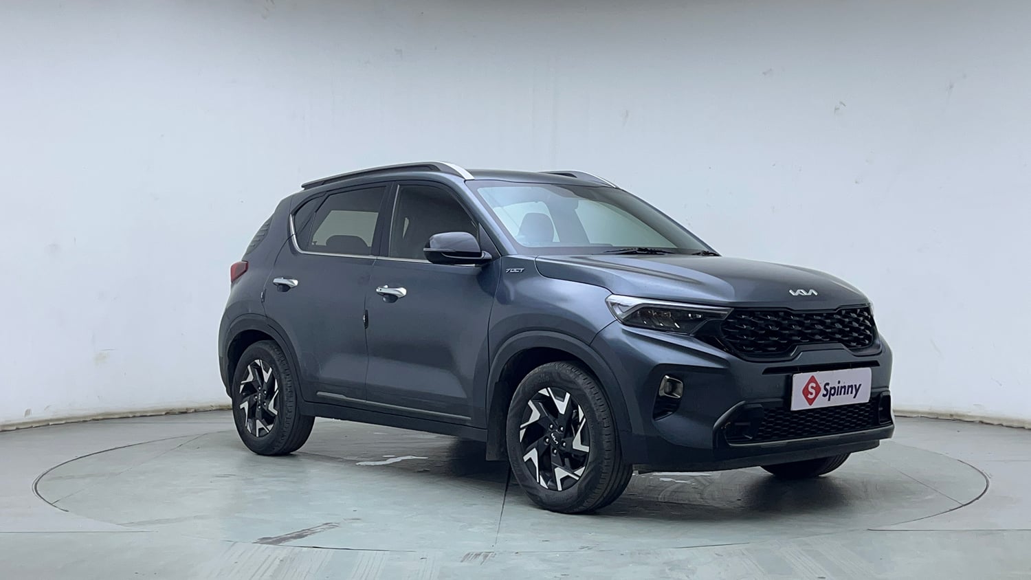 Used 2022 Kia Sonet X Line 1.0 DCT Petrol Automatic exterior RIGHT FRONT CORNER VIEW