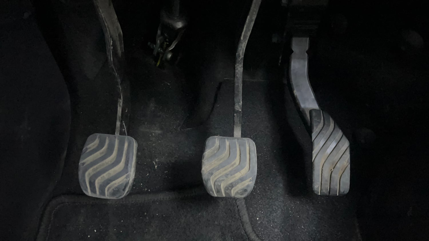 Used 2023 Nissan Magnite XL Petrol Manual interior PEDALS VIEW