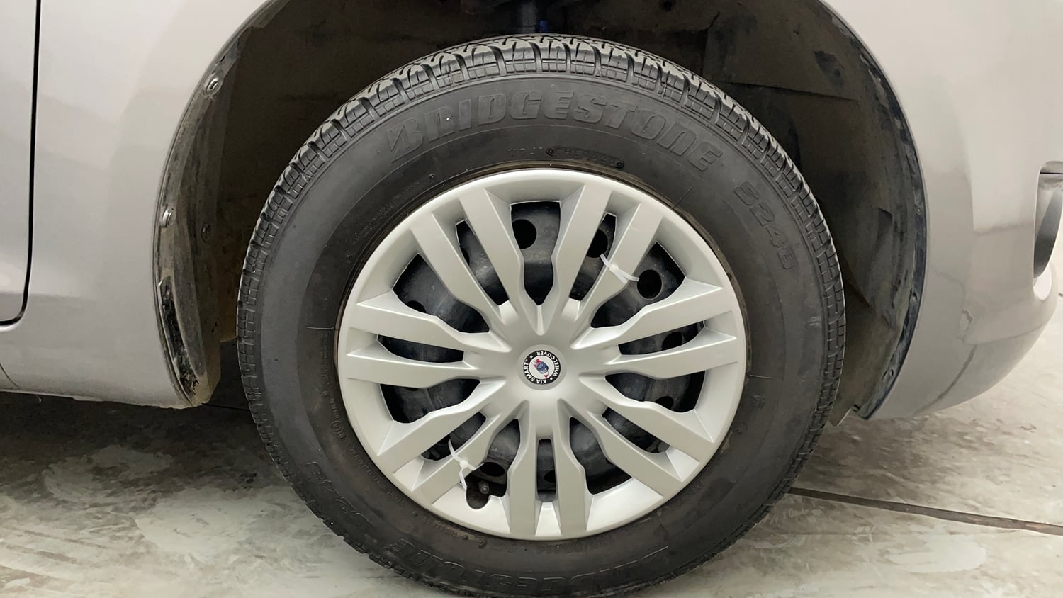 Used 2012 Maruti Suzuki Swift VXi Petrol Manual tyres RIGHT FRONT TYRE RIM VIEW
