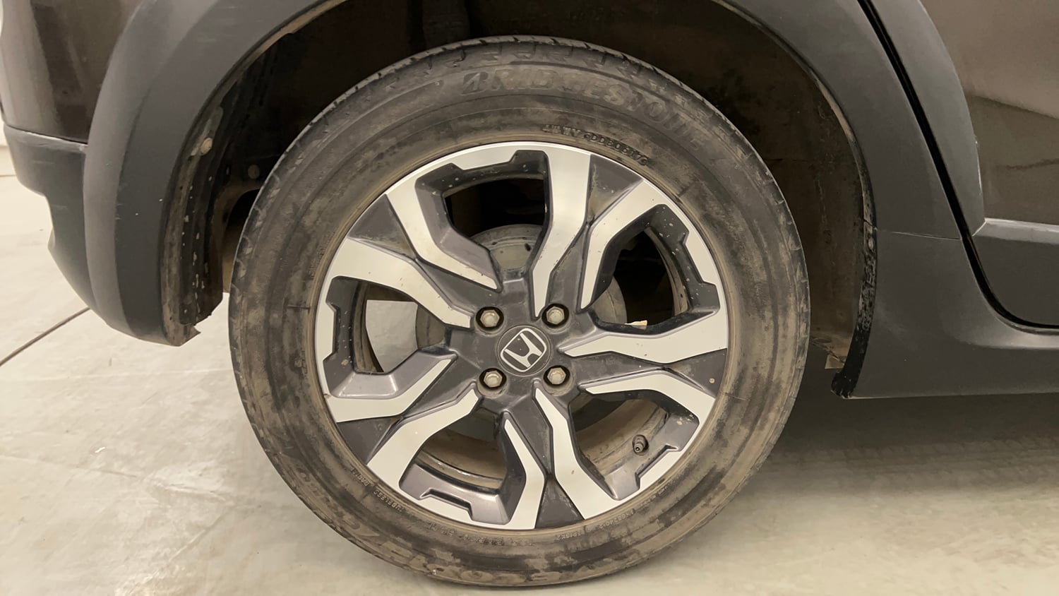 Used 2017 Honda WR-V VX MT Petrol Petrol Manual tyres RIGHT REAR TYRE RIM VIEW